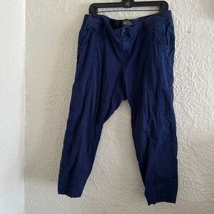 Torrid Blue Stretch Cotton Cropped Cargo Capri Pants Plus Size 16 Flaws